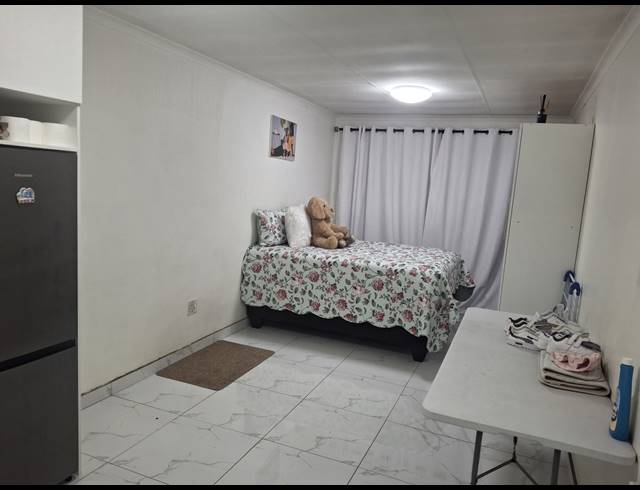 BEDROOM APARTMENT FOR SALE IN COMMERCIA